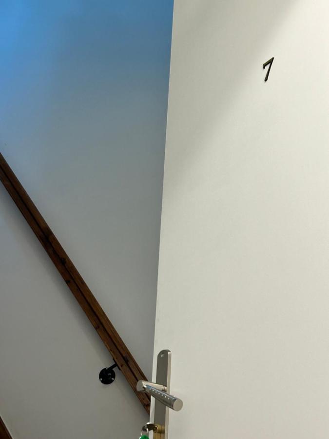 F3 Au Grenier D'Une Maison Massy (Essonne) Exterior foto