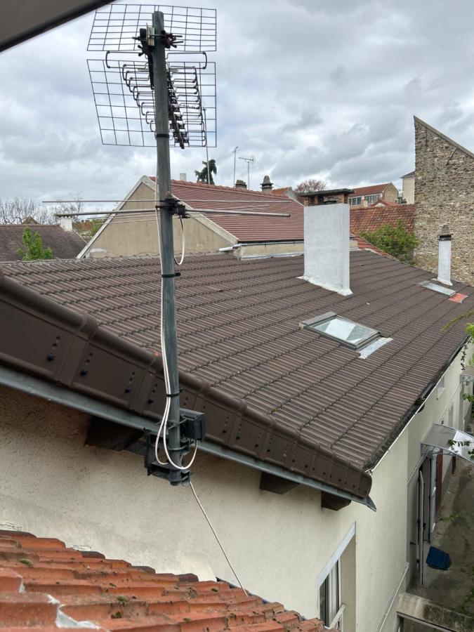 F3 Au Grenier D'Une Maison Massy (Essonne) Exterior foto
